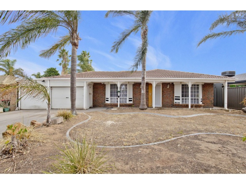 18 Reynolds Drive, Paralowie SA 5108