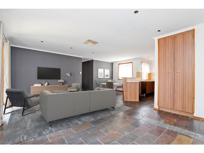 18 Reynolds Drive, Paralowie SA 5108