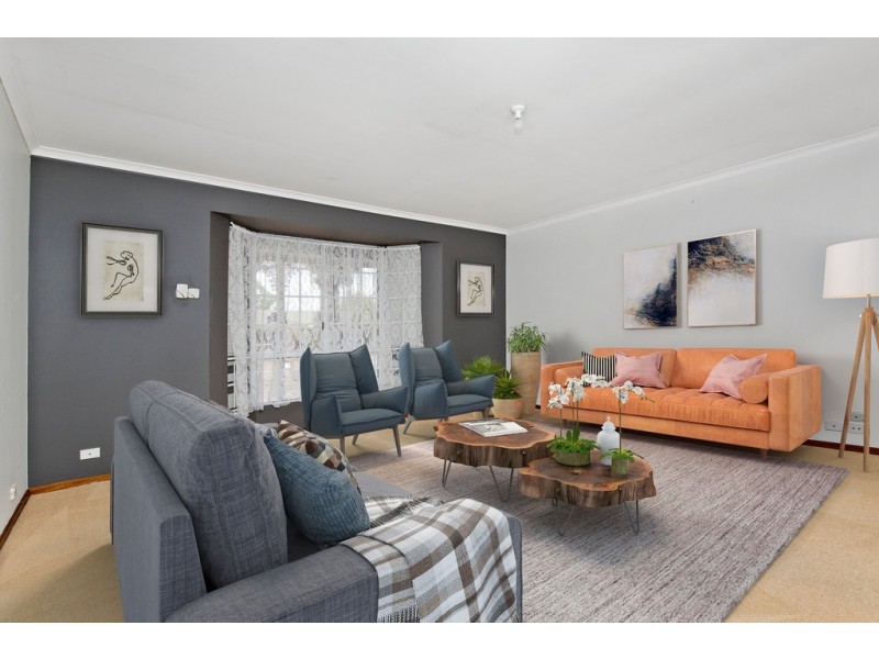 18 Reynolds Drive, Paralowie SA 5108