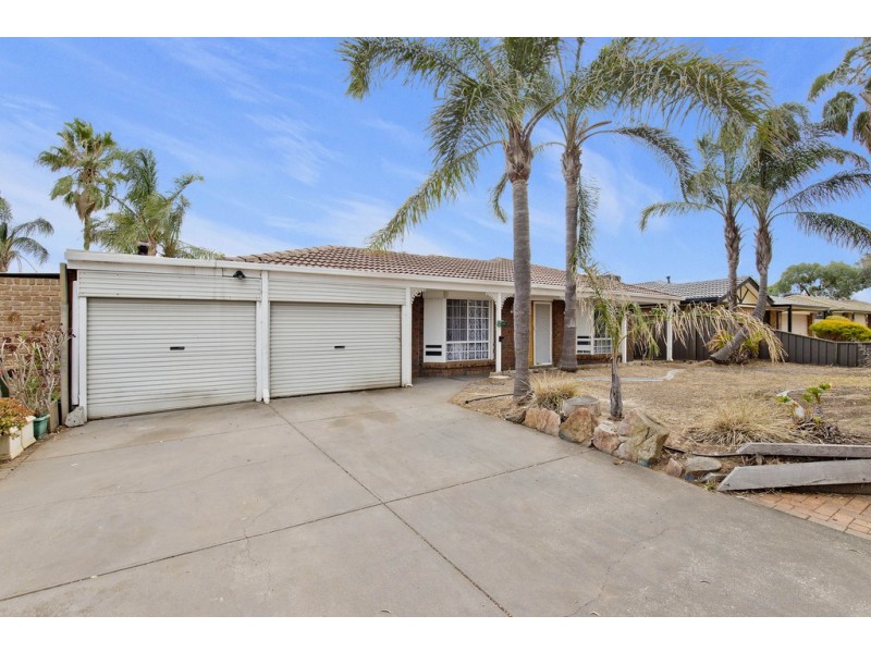 18 Reynolds Drive, Paralowie SA 5108