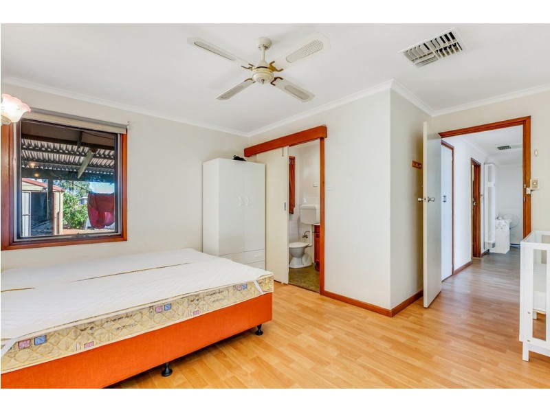 33 Salerno Court, Elizabeth East SA 5112