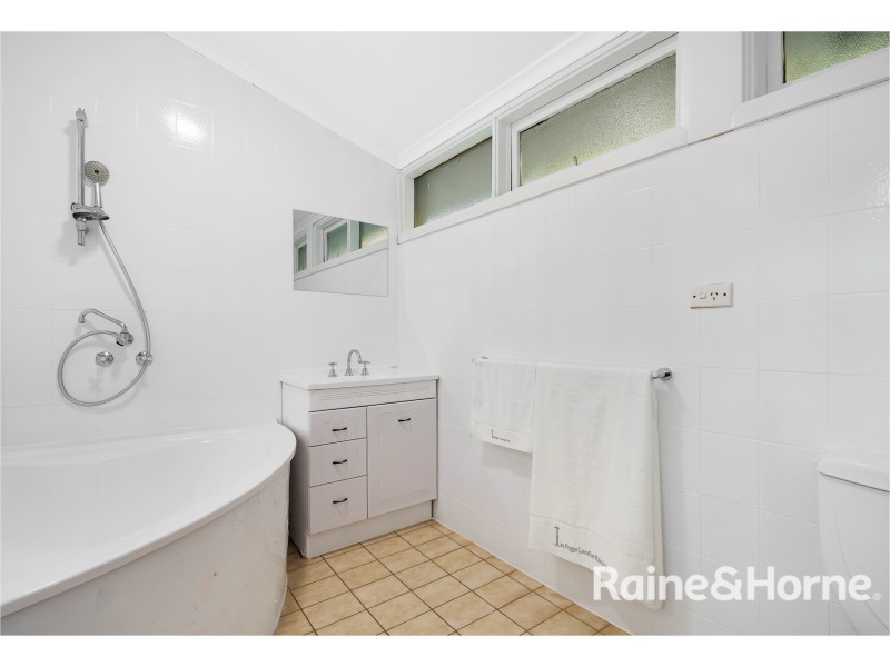 15 Folkstone Street, Modbury Heights SA 5092