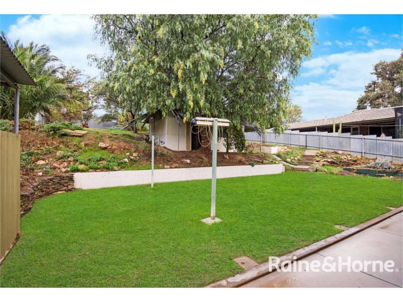 15 Folkstone Street, Modbury Heights SA 5092