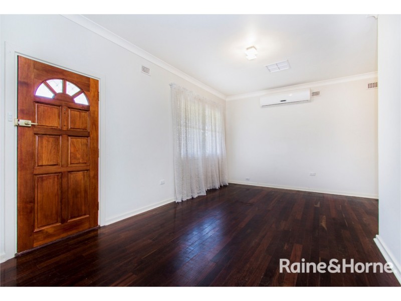 6 Marnhull Street, Elizabeth Grove SA 5112