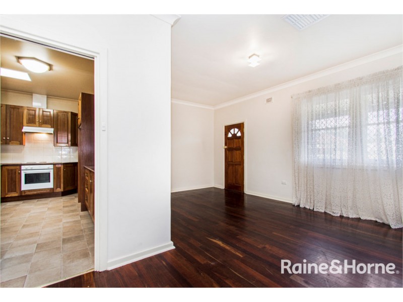 6 Marnhull Street, Elizabeth Grove SA 5112