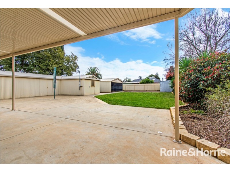 6 Marnhull Street, Elizabeth Grove SA 5112