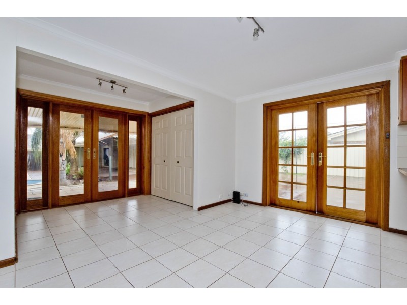 130 Stanford Road, Salisbury Heights SA 5109