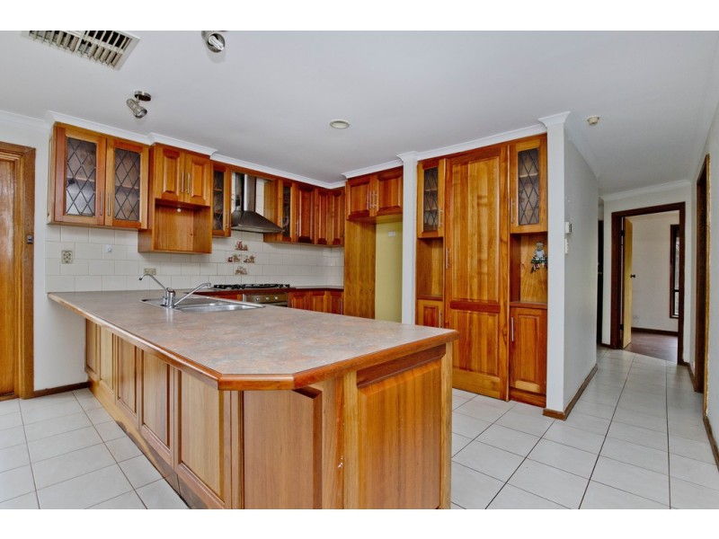 130 Stanford Road, Salisbury Heights SA 5109