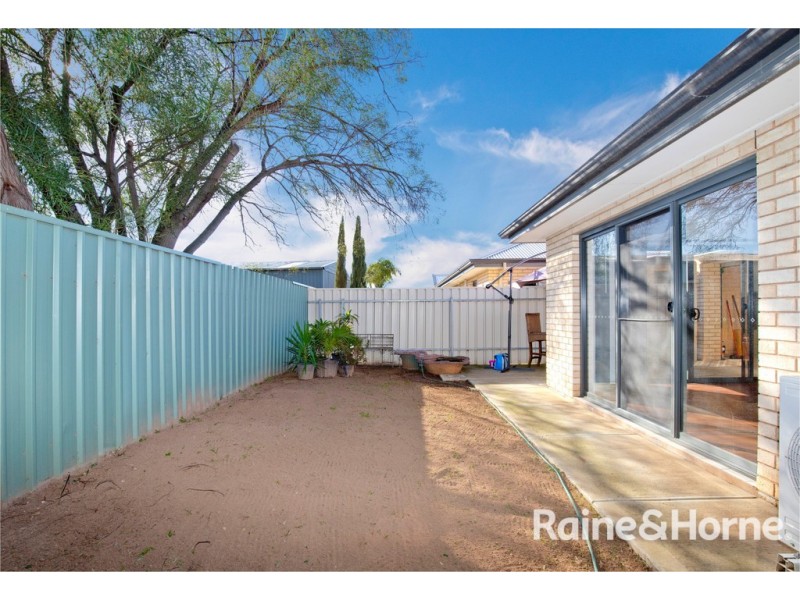 2/6 Julian Court, Paralowie SA 5108