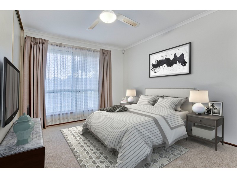 15 Crown Crescent, Paralowie SA 5108
