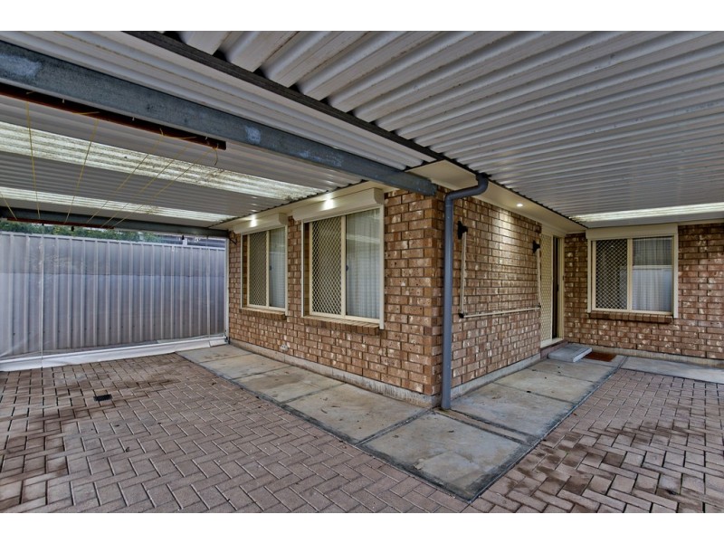15 Crown Crescent, Paralowie SA 5108