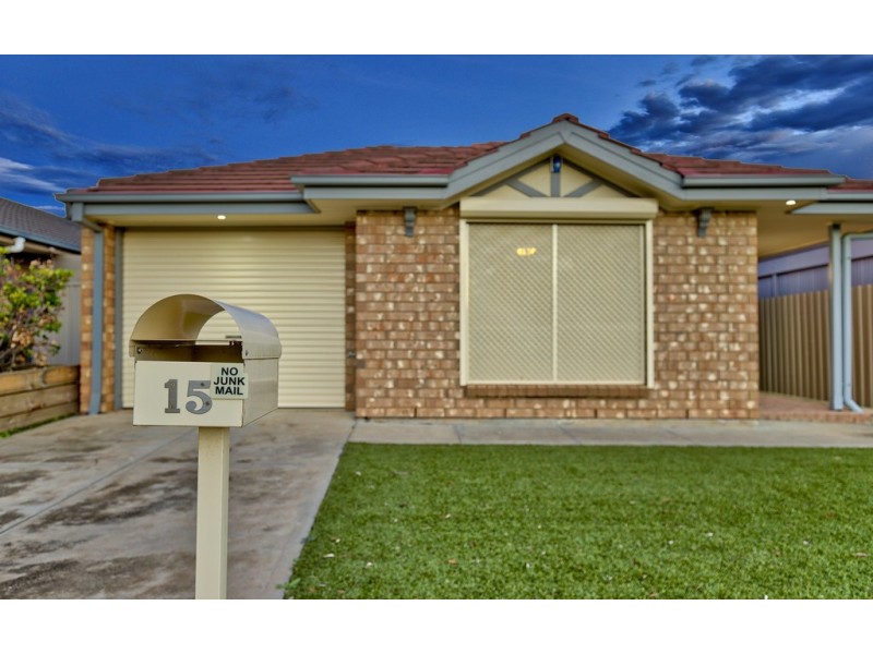 15 Crown Crescent, Paralowie SA 5108