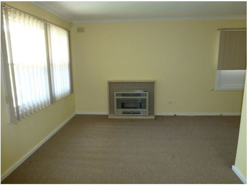 13 Halsey Road, Elizabeth East SA 5112