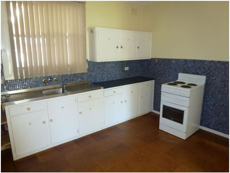 13 Halsey Road, Elizabeth East SA 5112