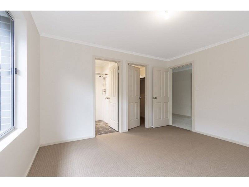 12A and 12B St Ives Drive, Parafield Gardens SA 5107