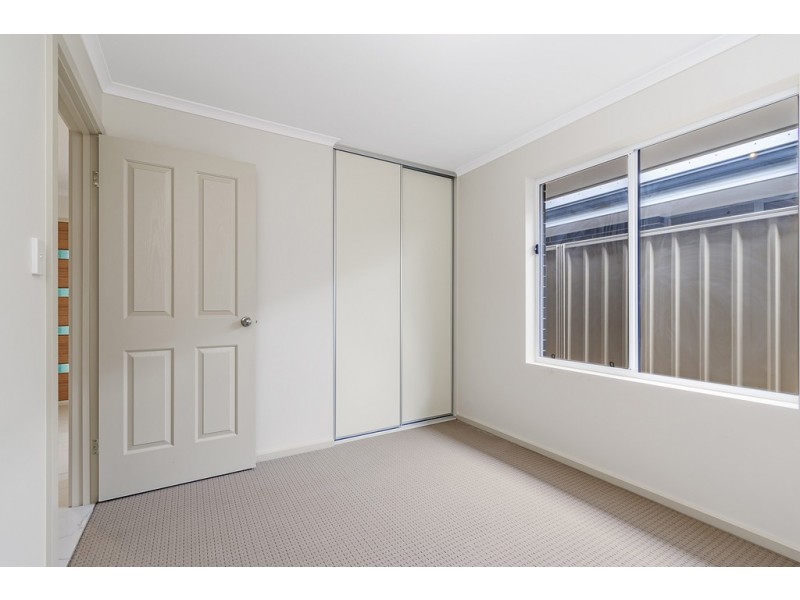 12A and 12B St Ives Drive, Parafield Gardens SA 5107