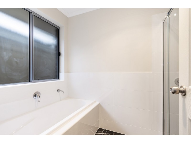 12A and 12B St Ives Drive, Parafield Gardens SA 5107