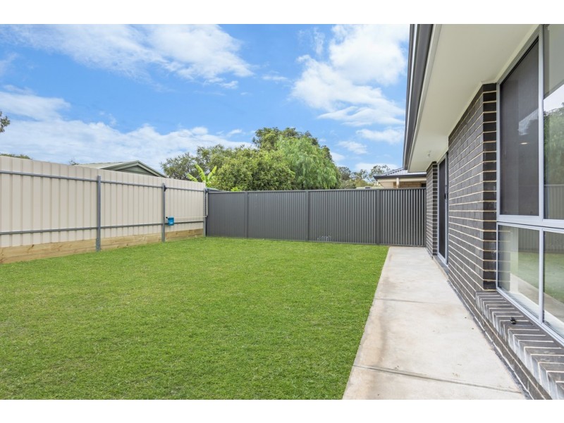 12A and 12B St Ives Drive, Parafield Gardens SA 5107