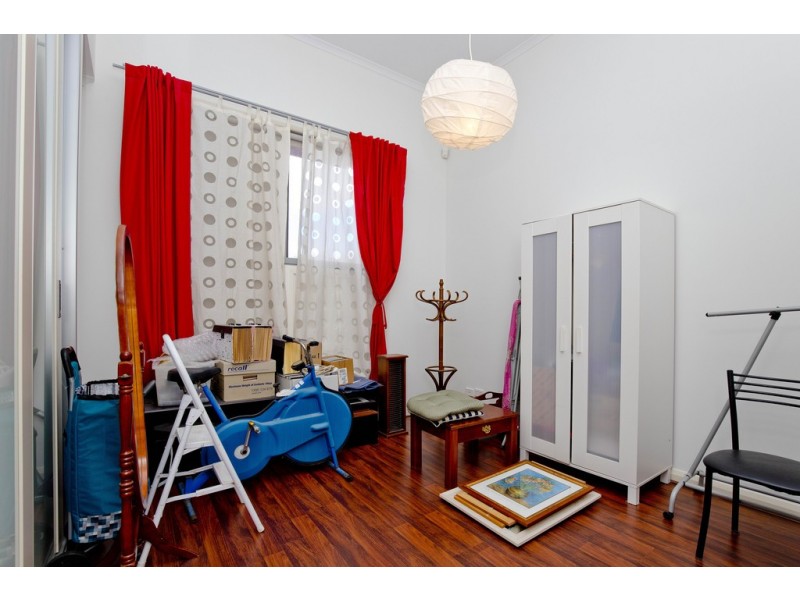 6 Phillipson Circuit, Mawson Lakes SA 5095