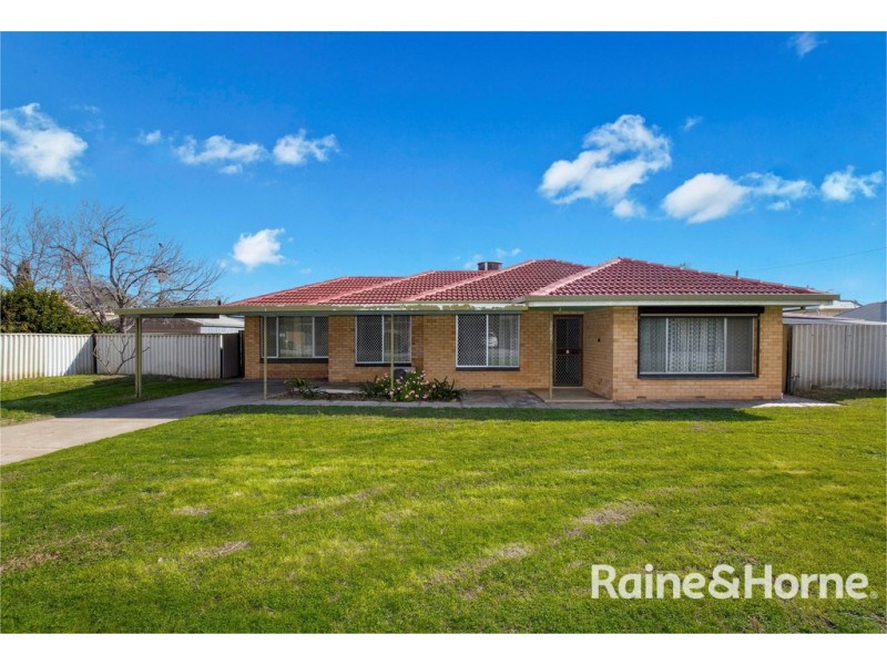 2 Granville Street, Semaphore Park SA 5019