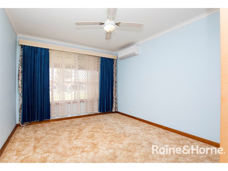 2 Granville Street, Semaphore Park SA 5019