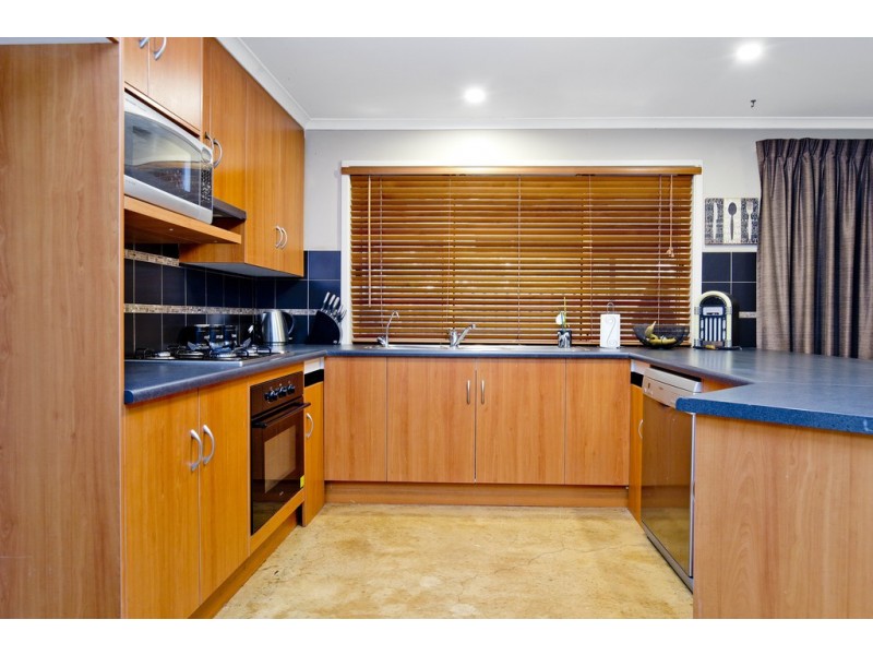 18 Ensign Court, Andrews Farm SA 5114