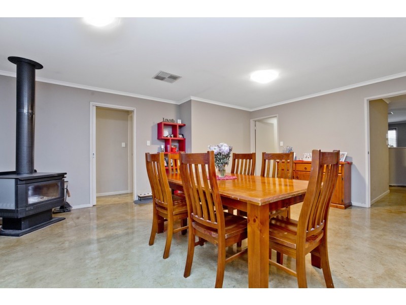 18 Ensign Court, Andrews Farm SA 5114