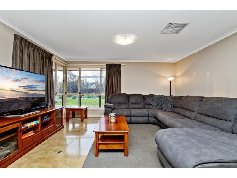 18 Ensign Court, Andrews Farm SA 5114