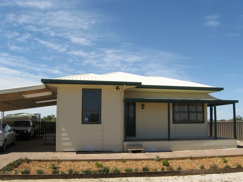 15 Heron Crescent, Thompson Beach SA 5501