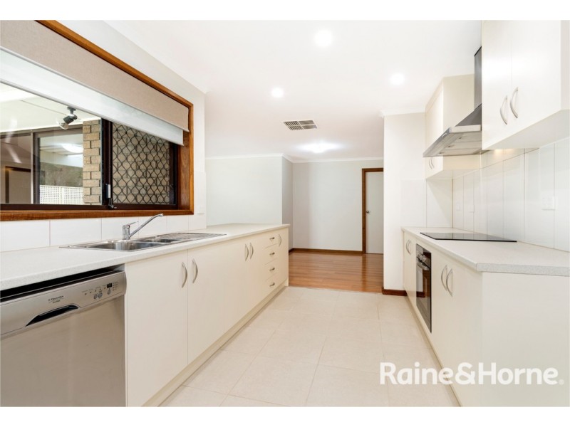 16 Empire Street, Salisbury Downs SA 5108