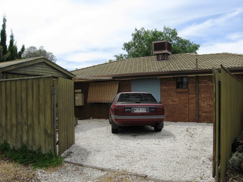 9 Jan Street, Paralowie SA 5108