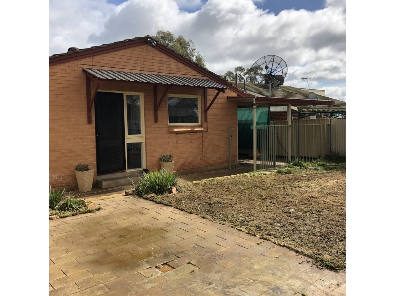61 Paginton Crescent, Elizabeth East SA 5112