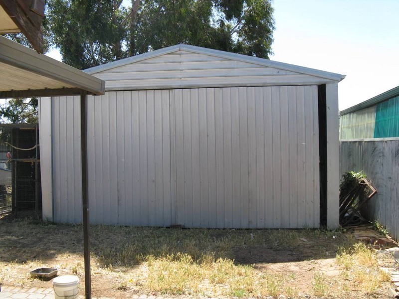 17 Watchel Cres, Burton SA 5110