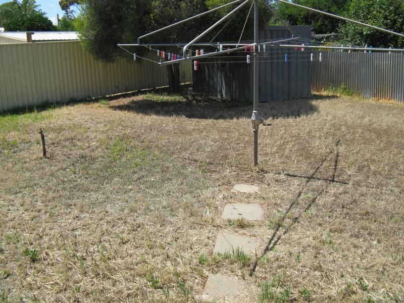 42 McKenzie  RD, Elizabeth Downs SA 5113