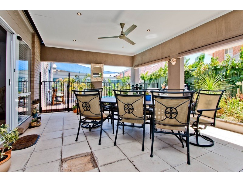 38 Newland Way, Mawson Lakes SA 5095