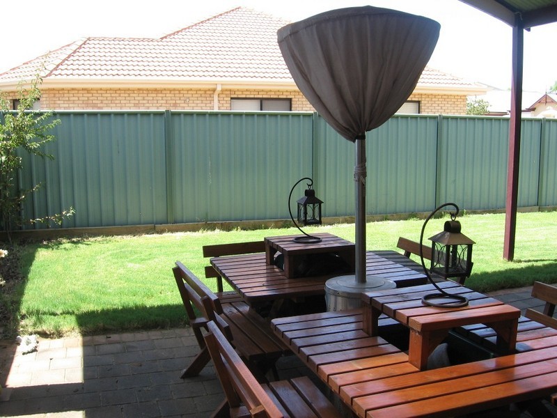 12 Egret St, Mawson Lakes SA 5095