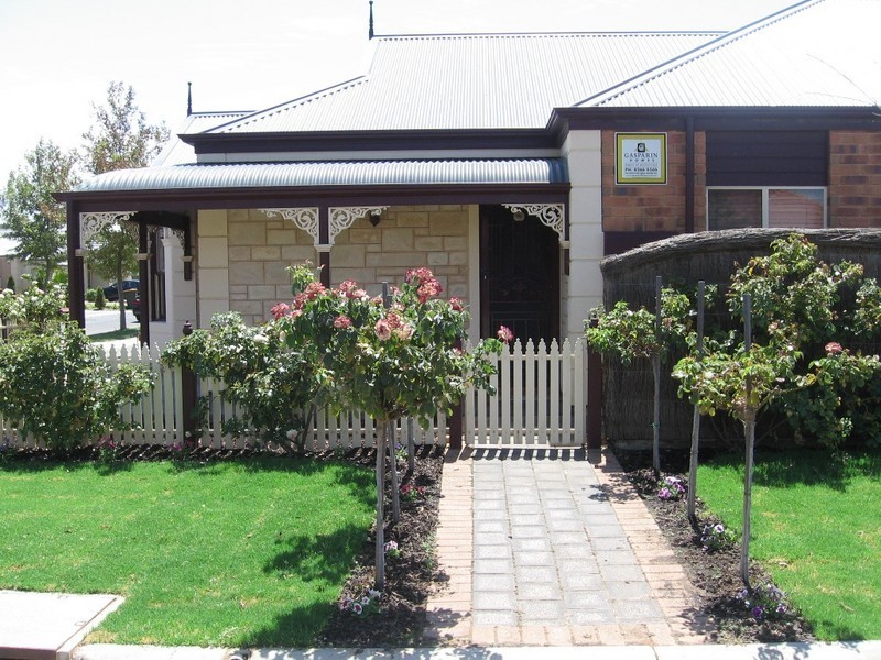 12 Egret St, Mawson Lakes SA 5095