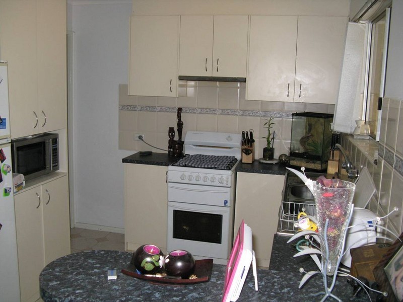 6 Warming St, Parafield Gardens SA 5107