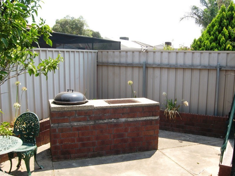 12 Reynolds Drive, Paralowie SA 5108