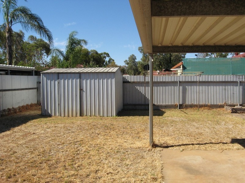 6 Zeta Crt, Parafield Gardens SA 5107