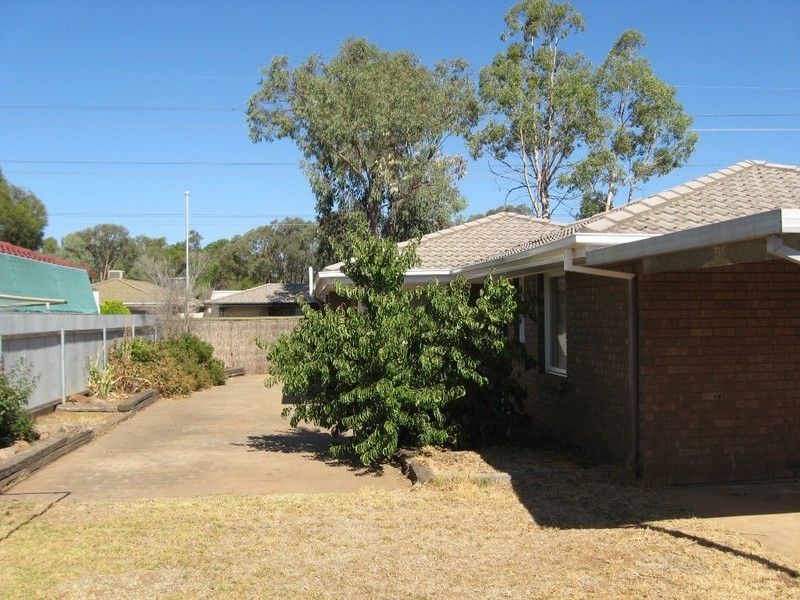 6 Zeta Crt, Parafield Gardens SA 5107