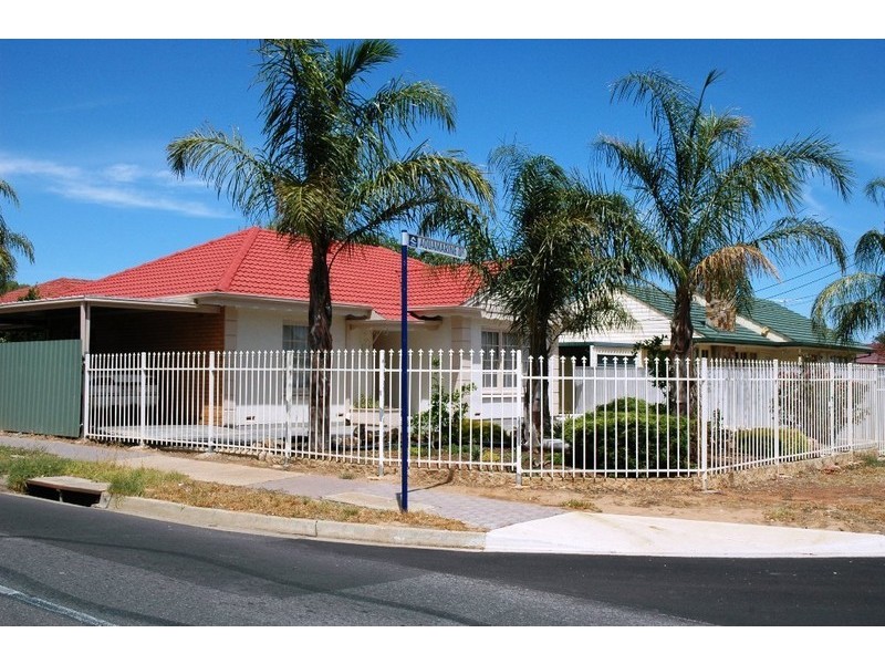 2 Aquamarine Dr, Salisbury East SA 5109