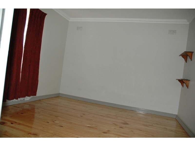 2 Aquamarine Dr, Salisbury East SA 5109