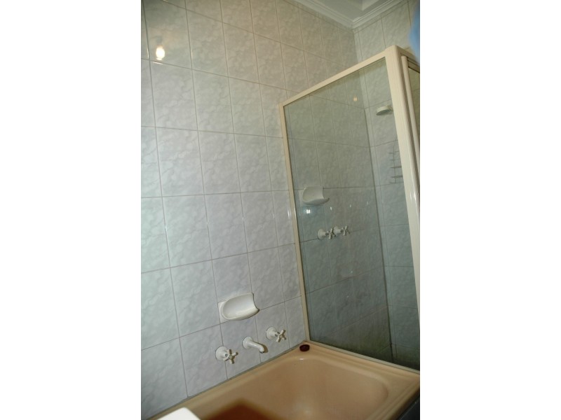 2 Aquamarine Dr, Salisbury East SA 5109