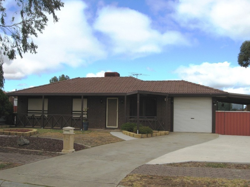 16 Dash Ave, Burton SA 5110