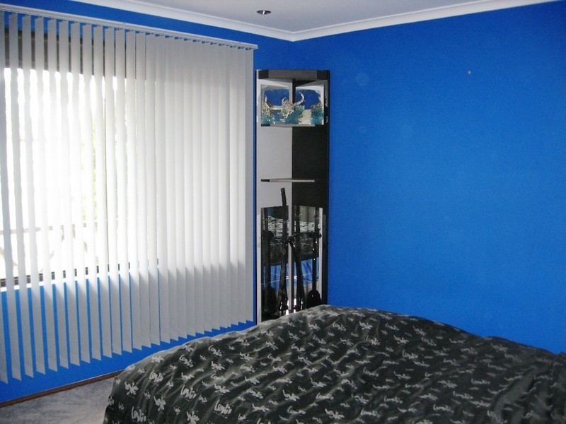 16 Dash Ave, Burton SA 5110