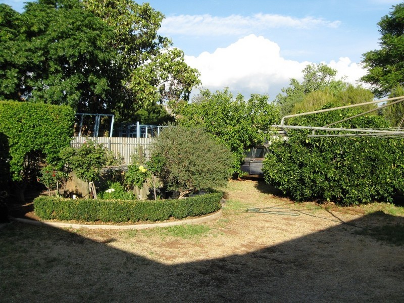 25 Andrews Road, Elizabeth Downs SA 5113