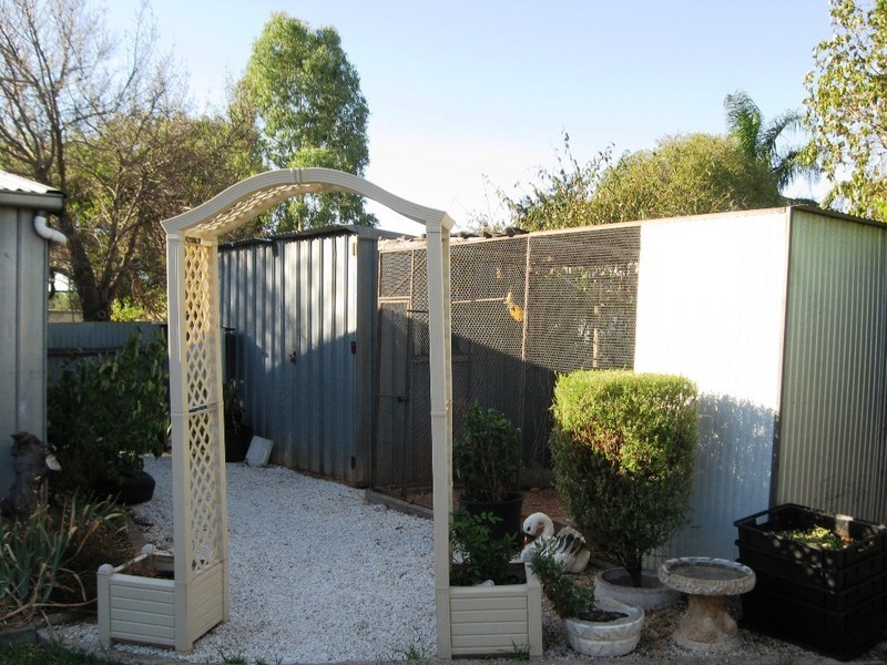 25 Andrews Road, Elizabeth Downs SA 5113