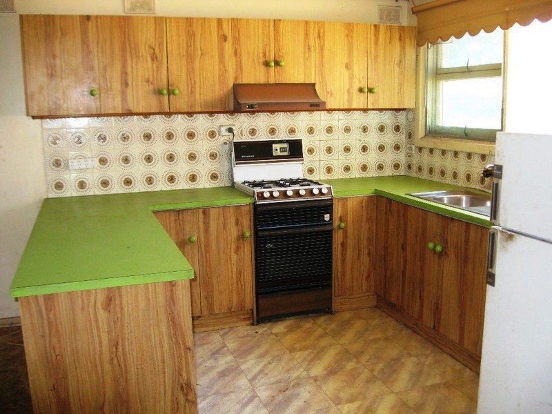 19 Whitford Rd, Elizabeth South SA 5112