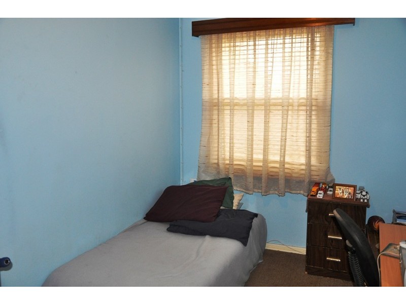 35 Manningford Rd, Elizabeth South SA 5112